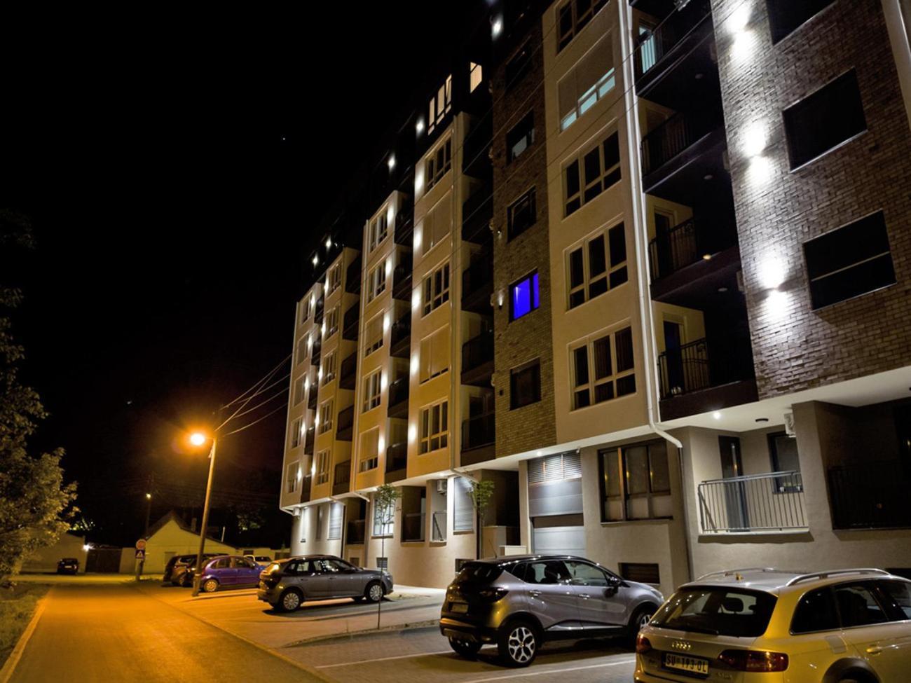 Synthesis Apartments 수보티차 외부 사진