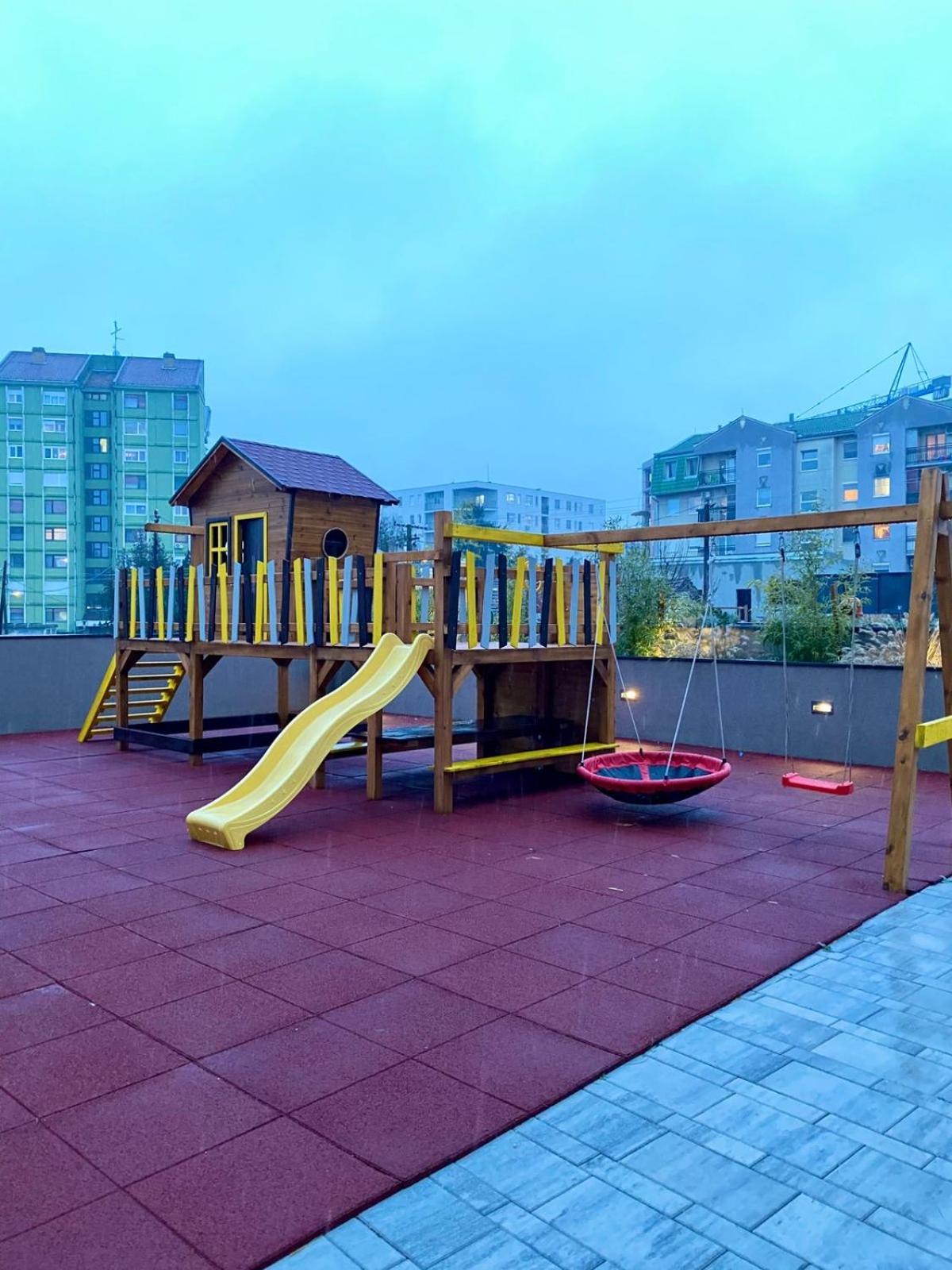 Synthesis Apartments 수보티차 외부 사진